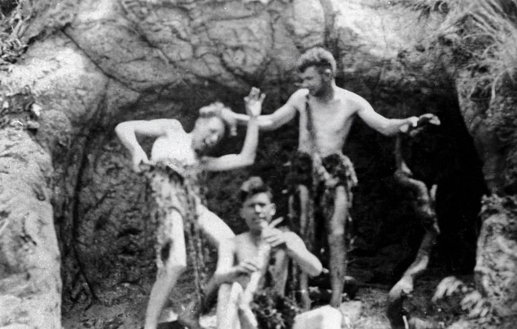 THE CAVE, MERRICKS BEACH  1925